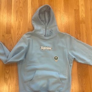 Supreme bandana box logo